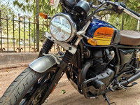 Blue Royal Enfield Interceptor 650 Twin