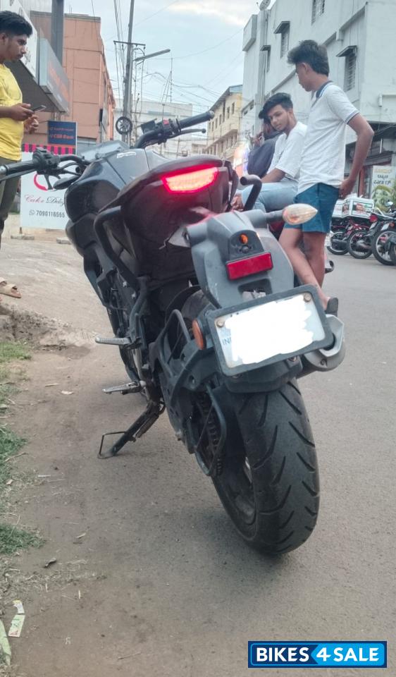 Black Yamaha MT-15 BS6 Black Yamaha MT-15 BS6