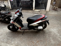 White Aprilia SR 150