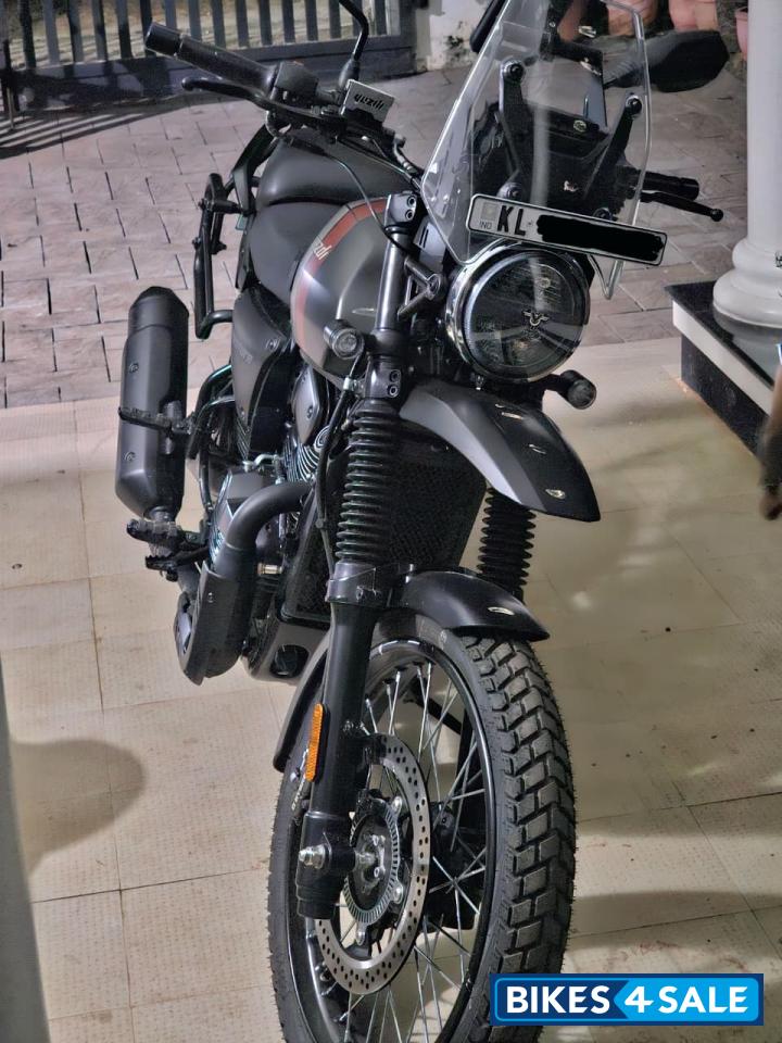 Yezdi Adventure Matte 2024