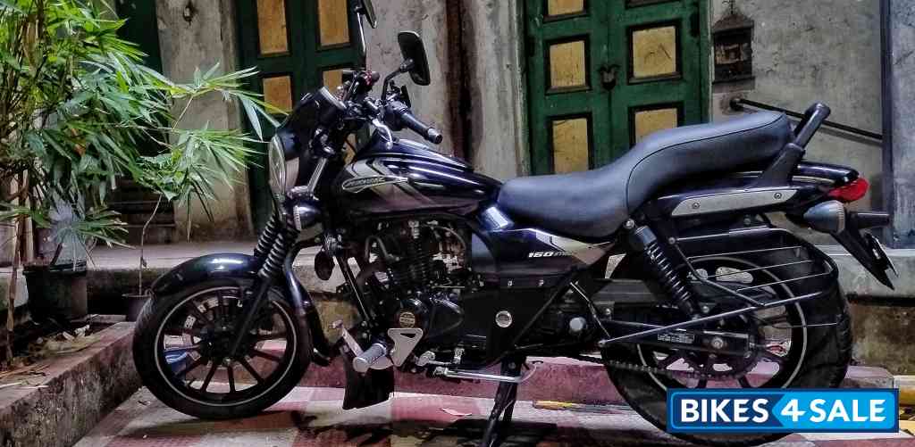 Black Bajaj Avenger Street 160
