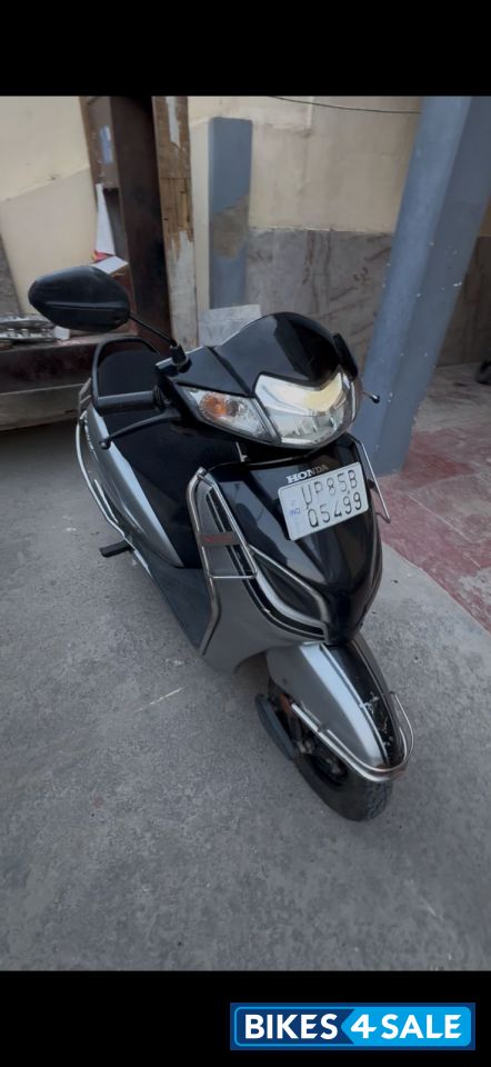 Black Silver Honda Activa 5G Limited Edition