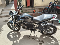 Revolt RV 400