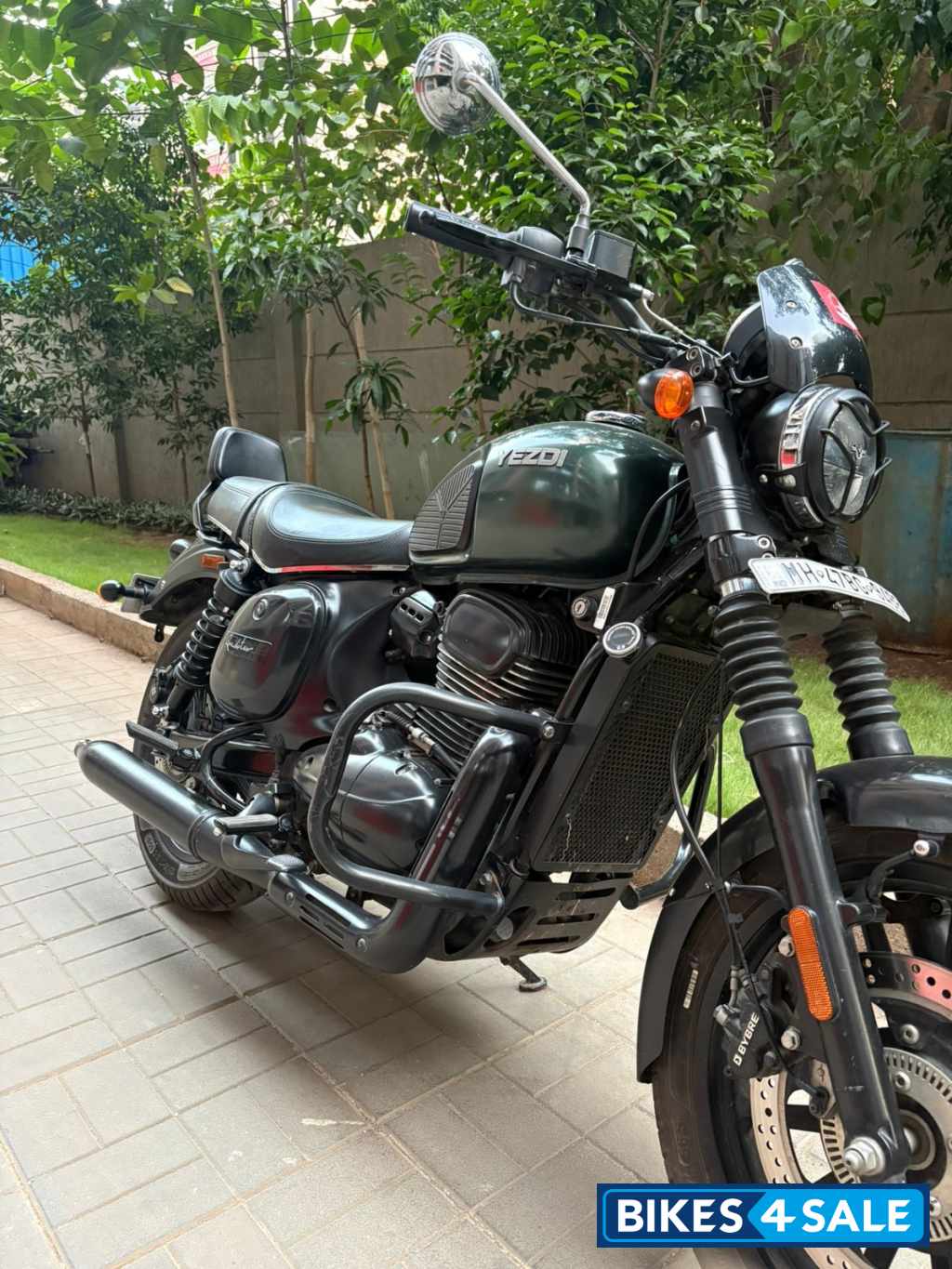 Yezdi Roadster Chrome