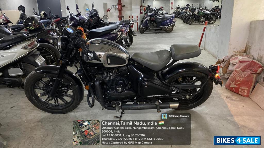 Jawa 42 Bobber Black Mirror Jawa 42 Bobber Black Mirror