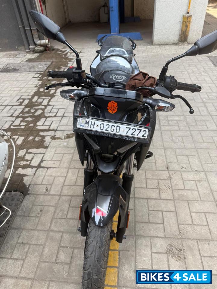 Bajaj Pulsar N160