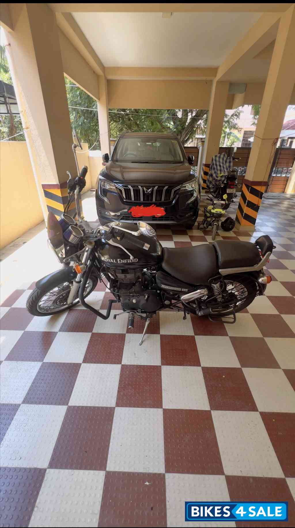 Matt Black Royal Enfield Thunderbird 500