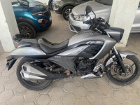 Suzuki Intruder 150