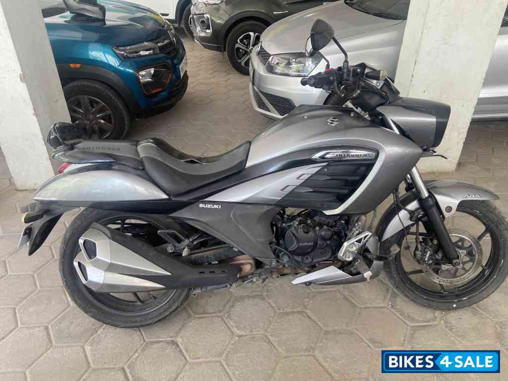 Suzuki Intruder 150 Suzuki Intruder 150