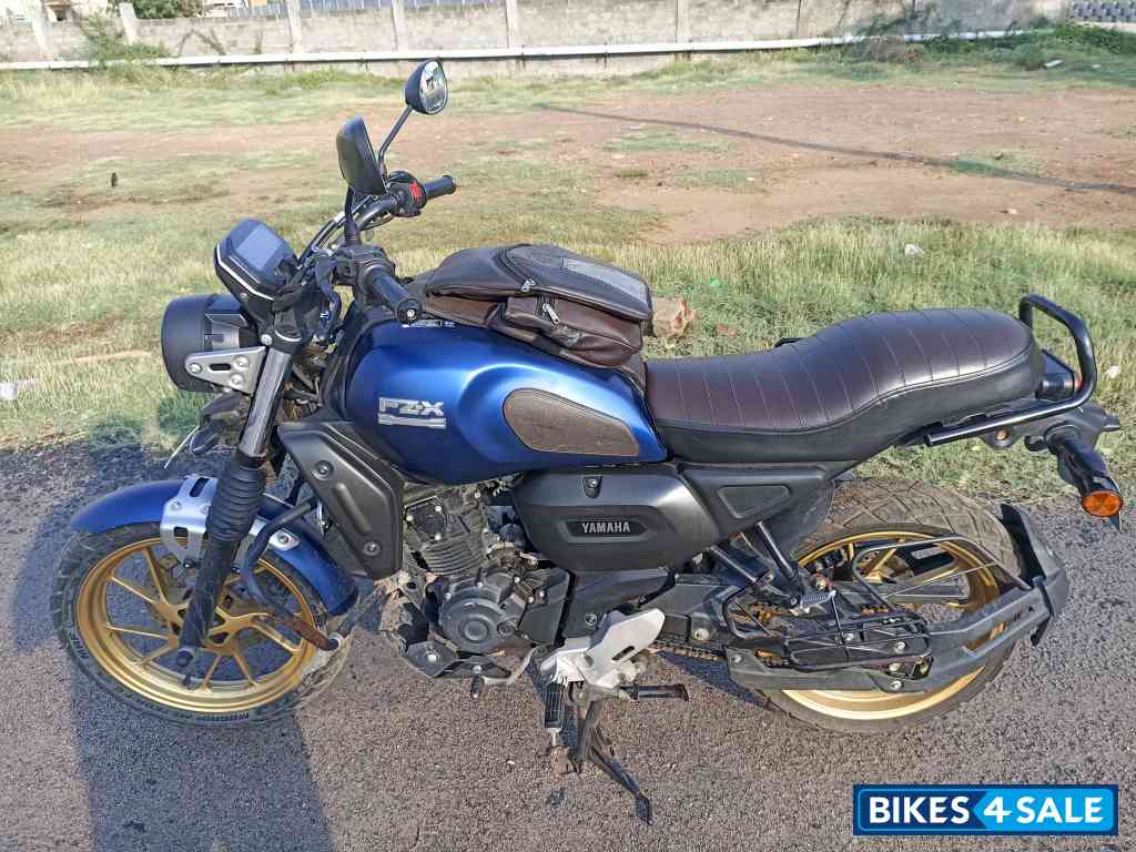 Mat Dark Purplish Blue Yamaha FZ-X