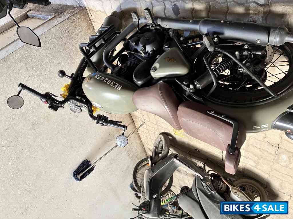 Met Green Royal Enfield Classic 350 BS VI Met Green Royal Enfield Classic 350 BS VI