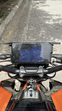 Electric Orange KTM Duke 390