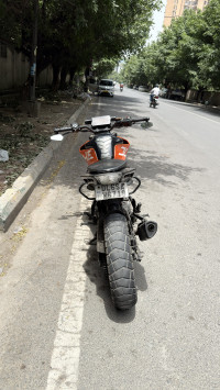 Electric Orange KTM Duke 390