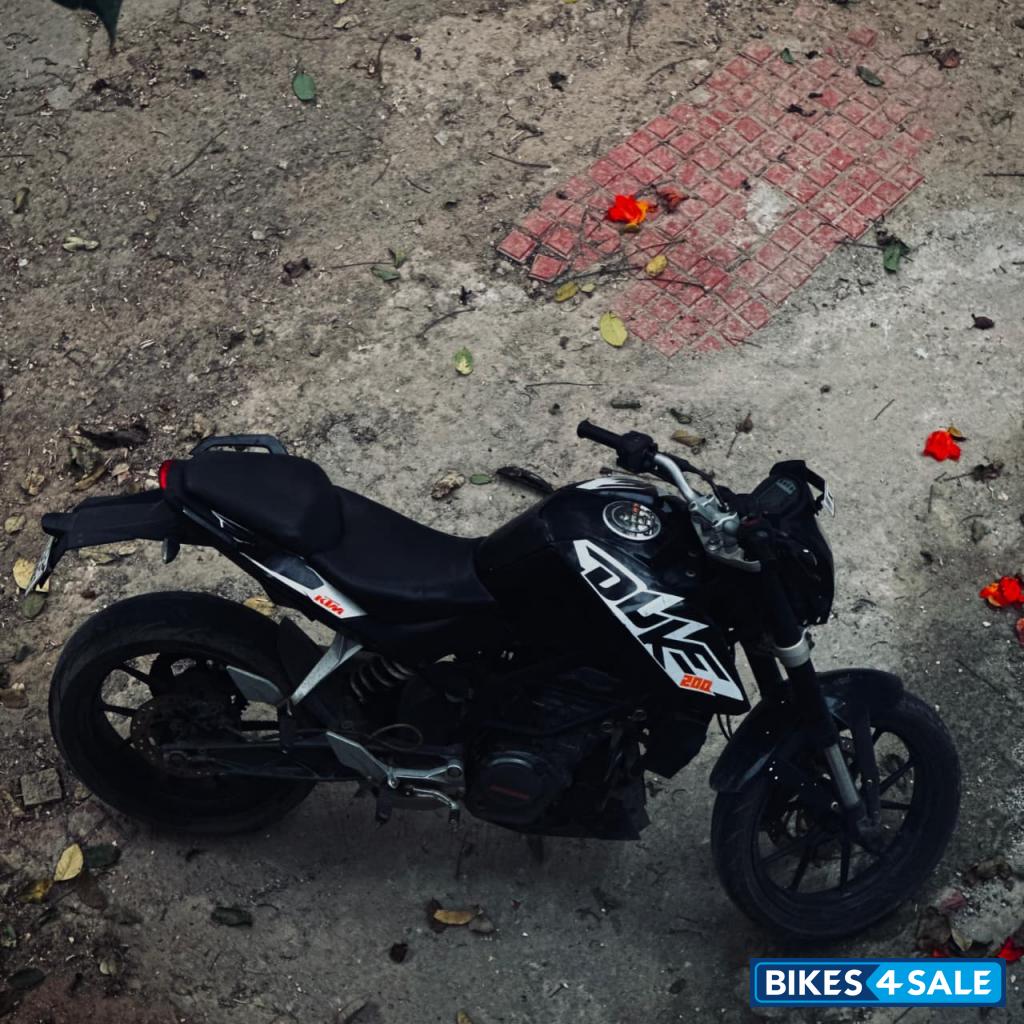 KTM Duke 200