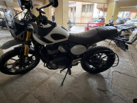 Triumph Scrambler 400 X