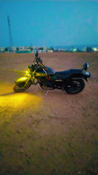 Bajaj Avenger Street 150