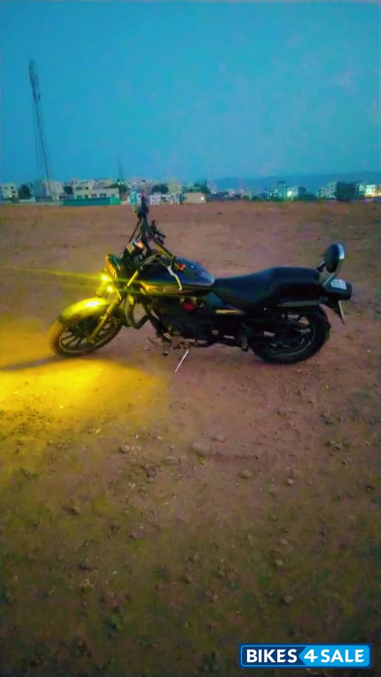 Bajaj Avenger Street 150