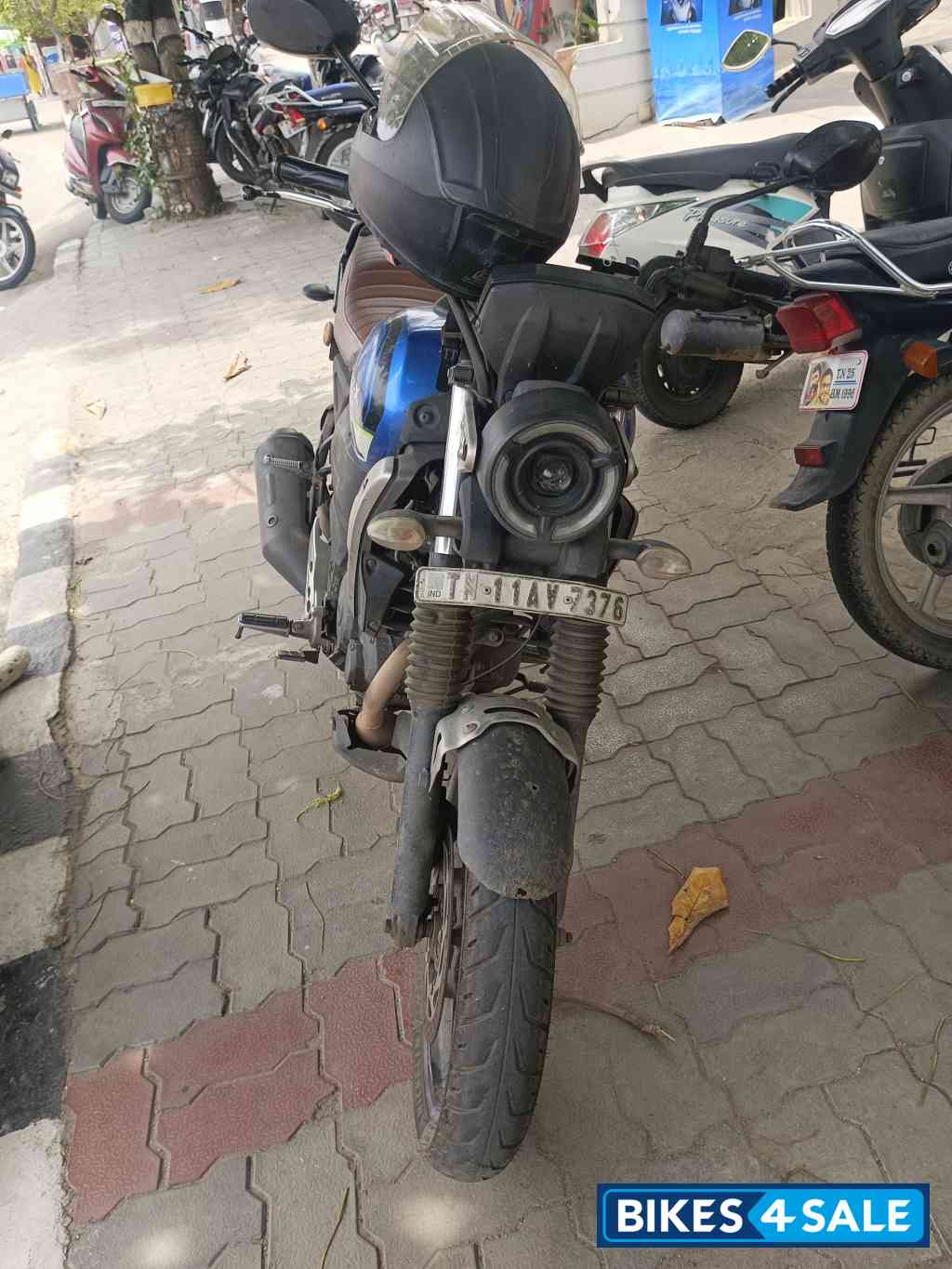 Blue Yamaha FZ-X Blue Yamaha FZ-X