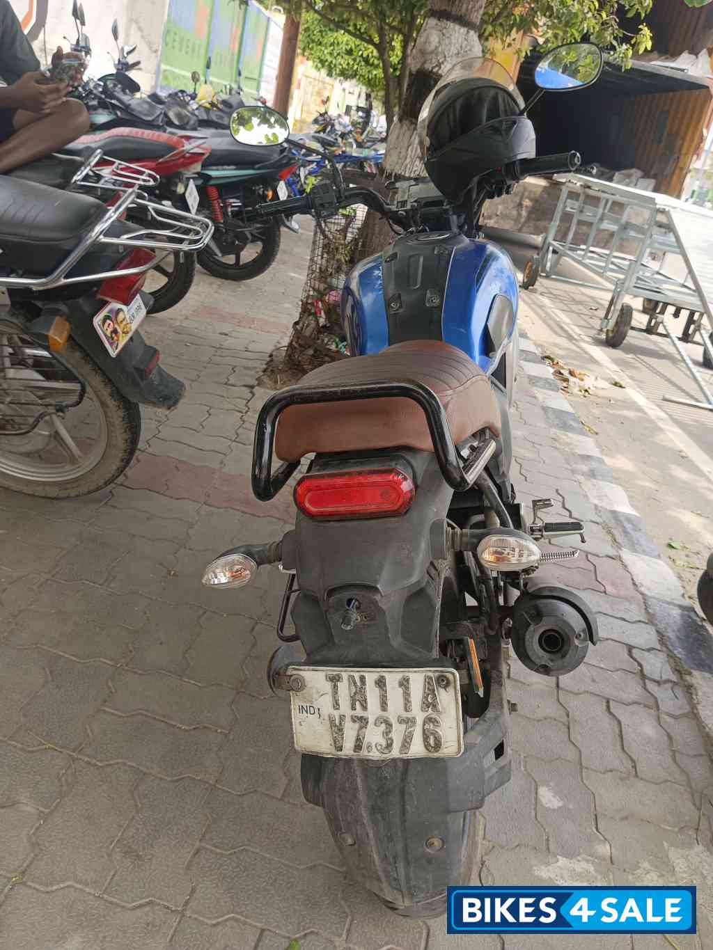 Blue Yamaha FZ-X Blue Yamaha FZ-X
