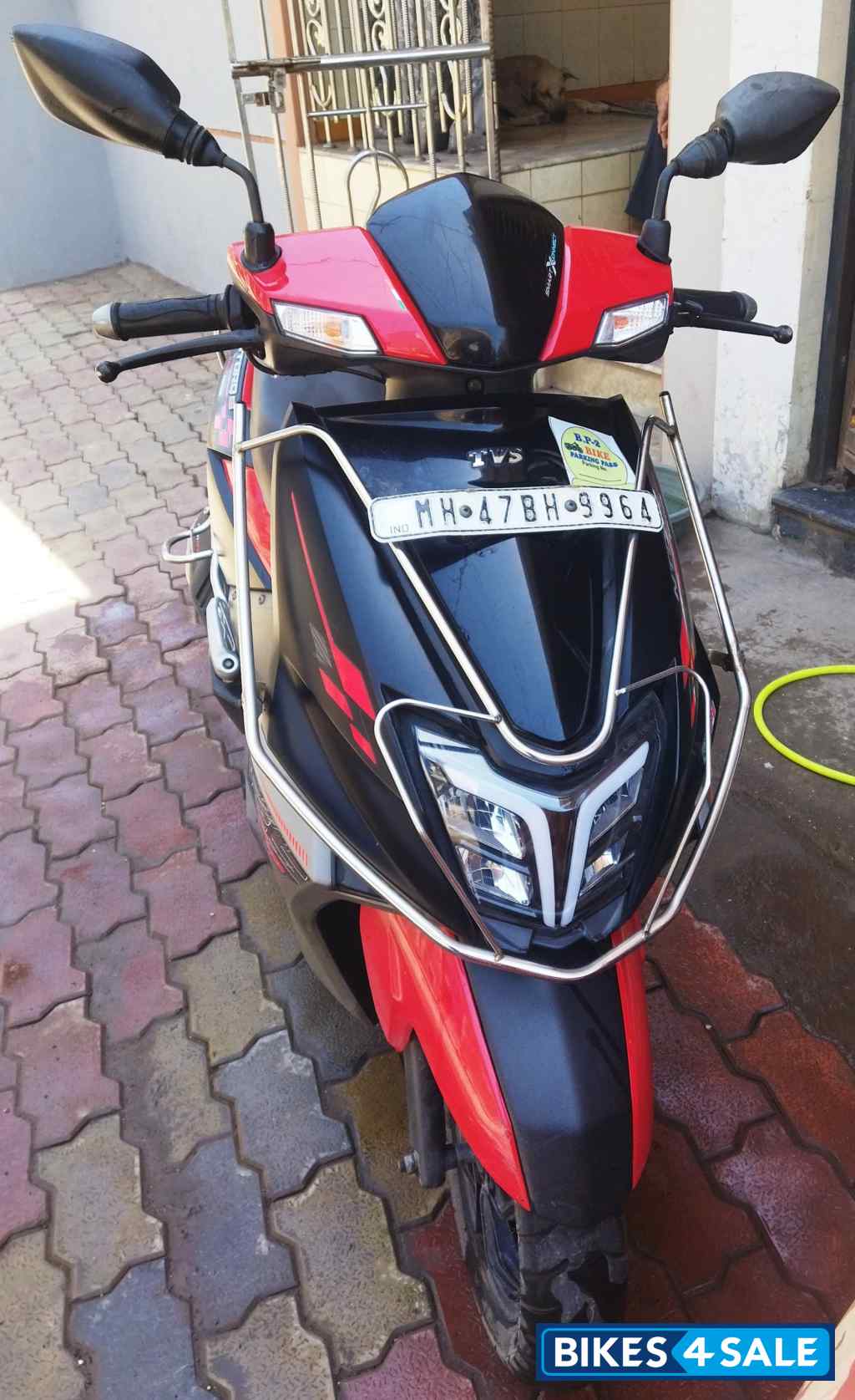 Black Red TVS NTORQ 125 Race Edition Black Red TVS NTORQ 125 Race Edition
