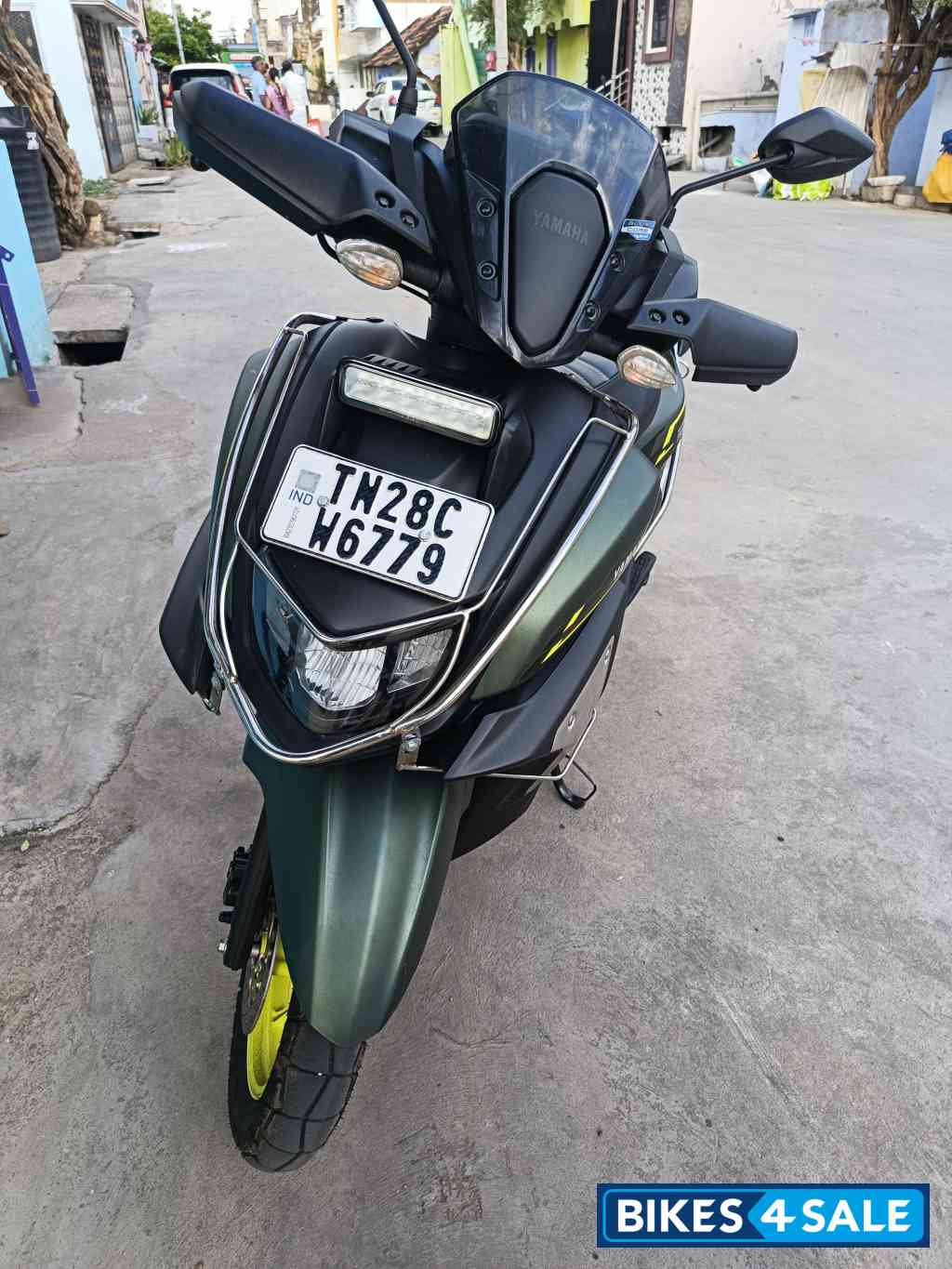 Cyber Green Yamaha Cygnus Ray ZR Street Rally Cyber Green Yamaha Cygnus Ray ZR Street Rally