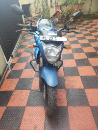 Blue Suzuki Gixxer 150