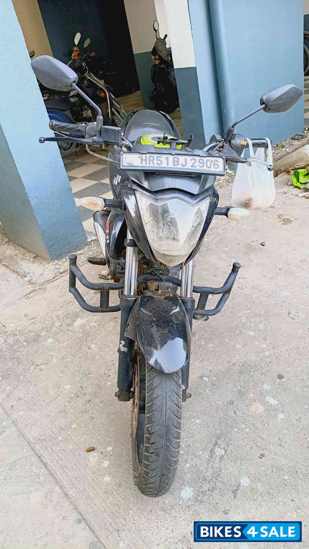 Green Black Suzuki Gixxer 150