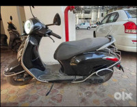 Bajaj Chetak Premium