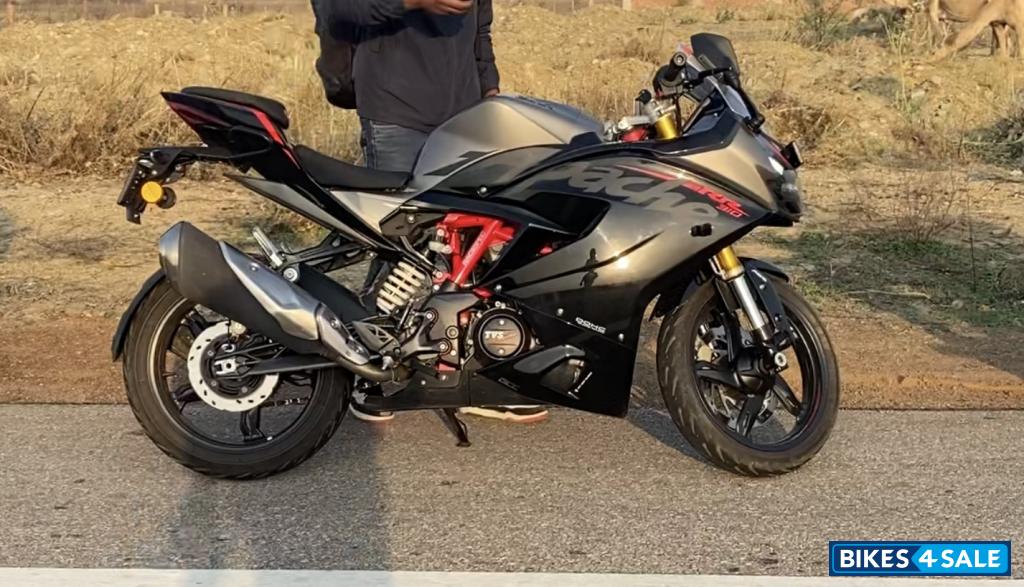 Titanium Black TVS Apache RR 310