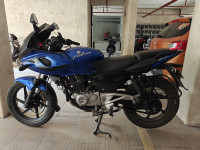 Blue Bajaj Pulsar 220F