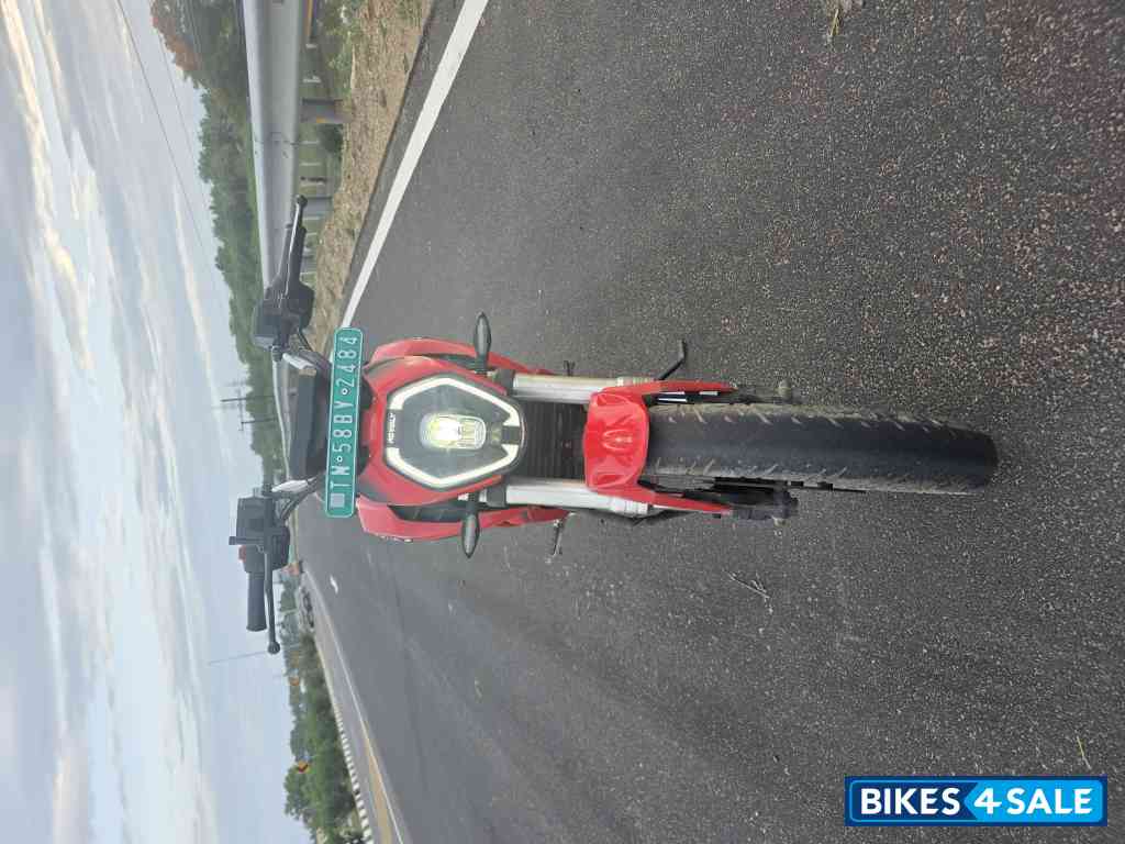 Red Revolt RV 400
