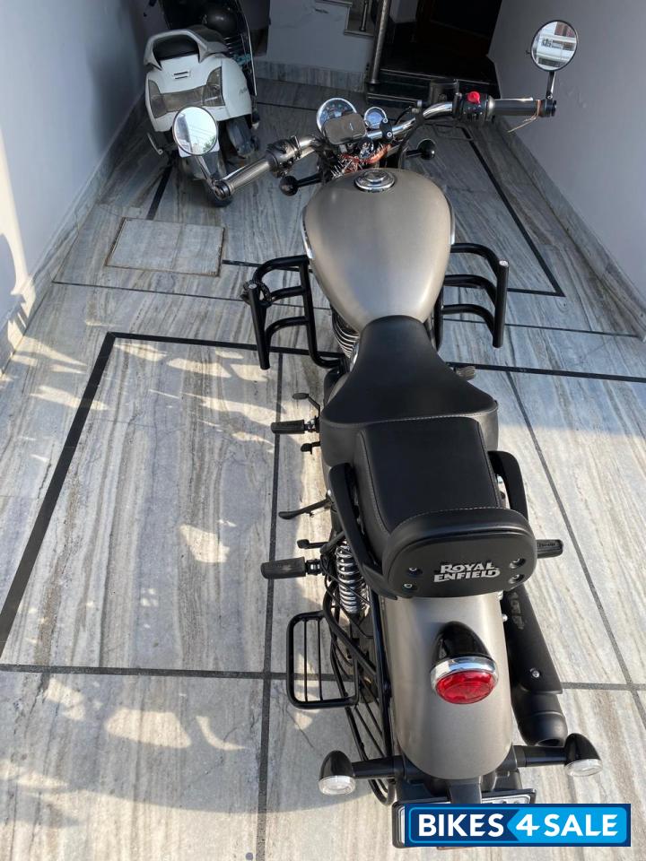 Royal Enfield Meteor 350 Stellar