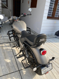 Royal Enfield Meteor 350 Stellar