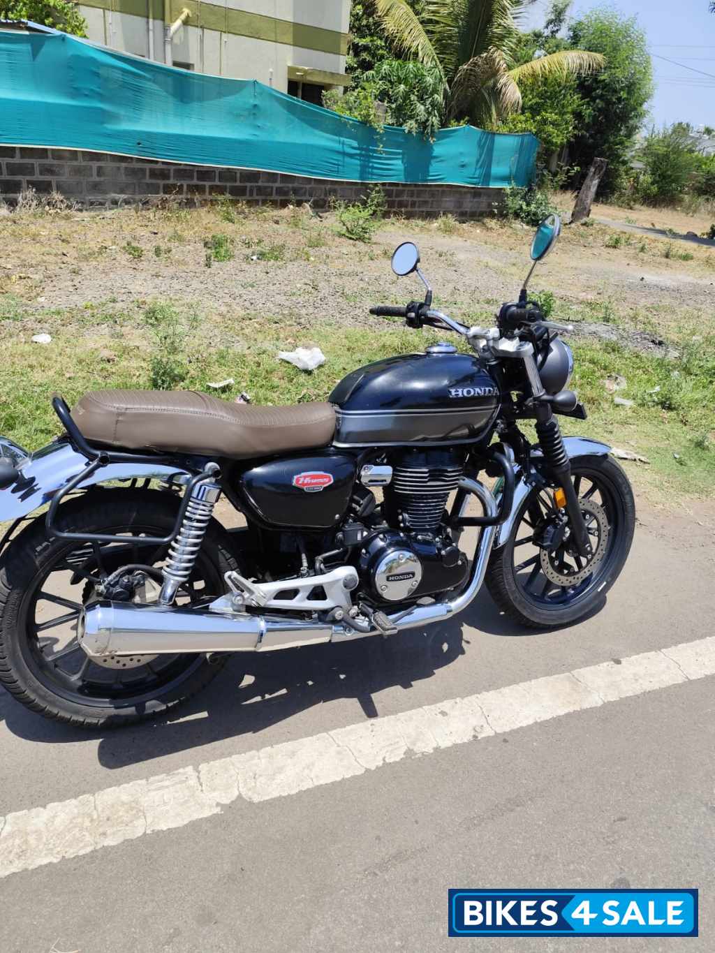 Honda CB350 DLX Pro