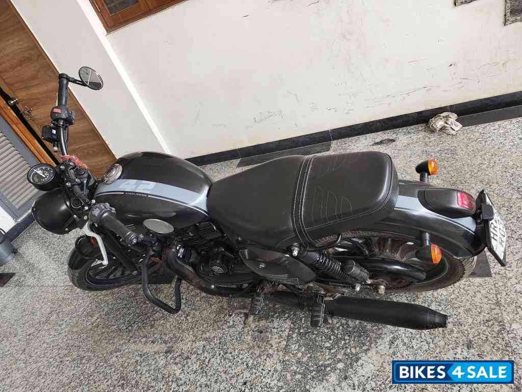 Jawa 42 Dual Channel ABS AllStar Black