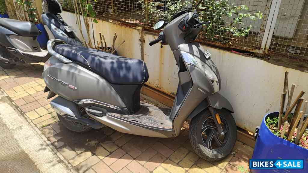 Gray TVS Jupiter 125