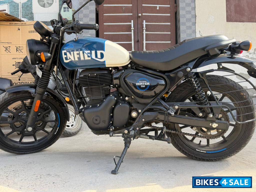 Royal Enfield Hunter 350 Metro