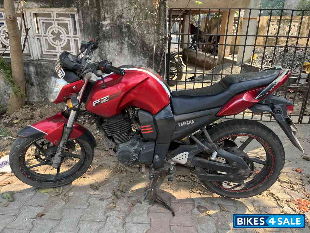 Yamaha FZ