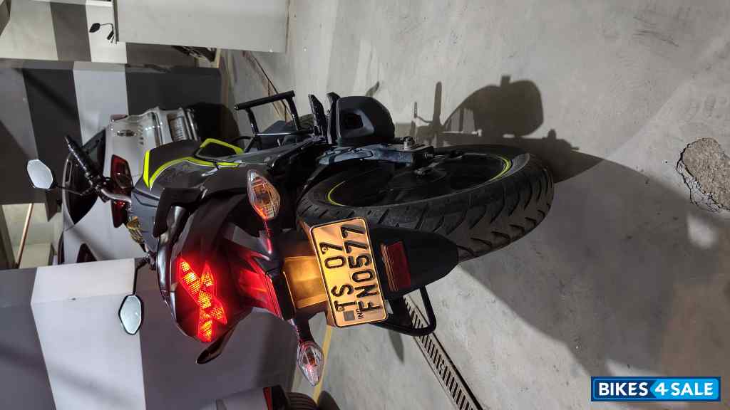 Honda CB Hornet 160R
