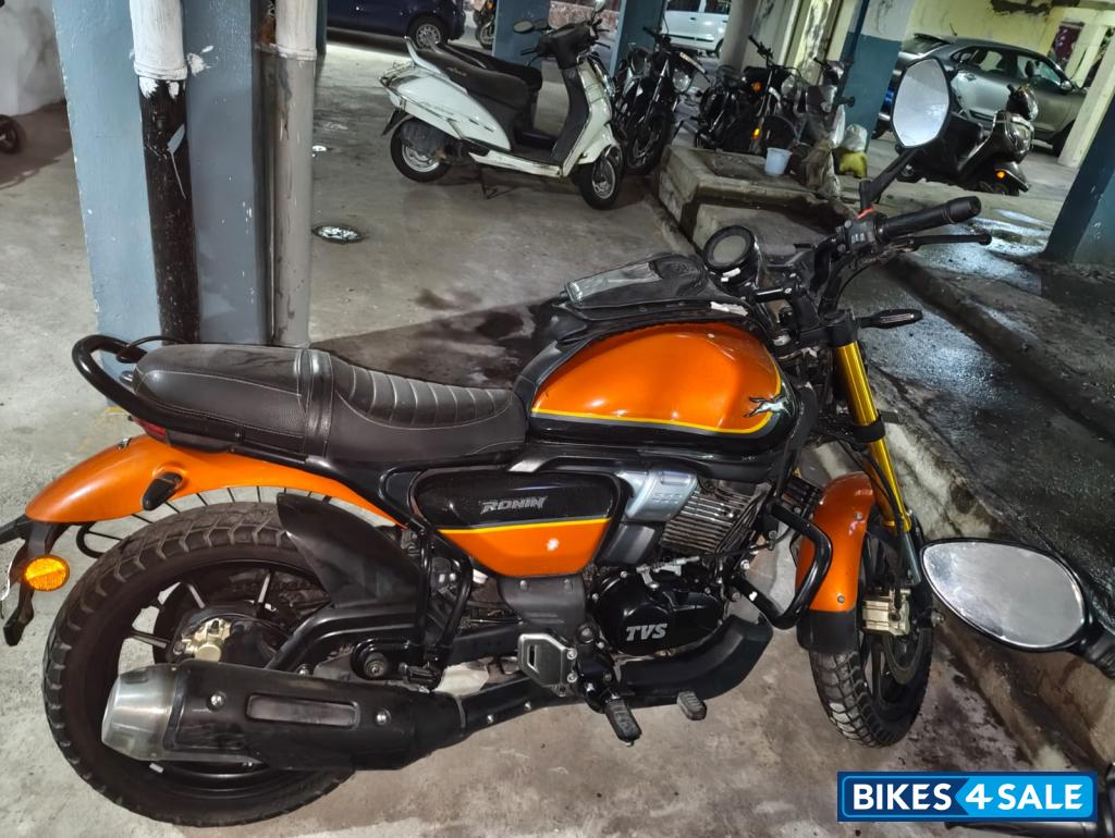 TVS Ronin TD