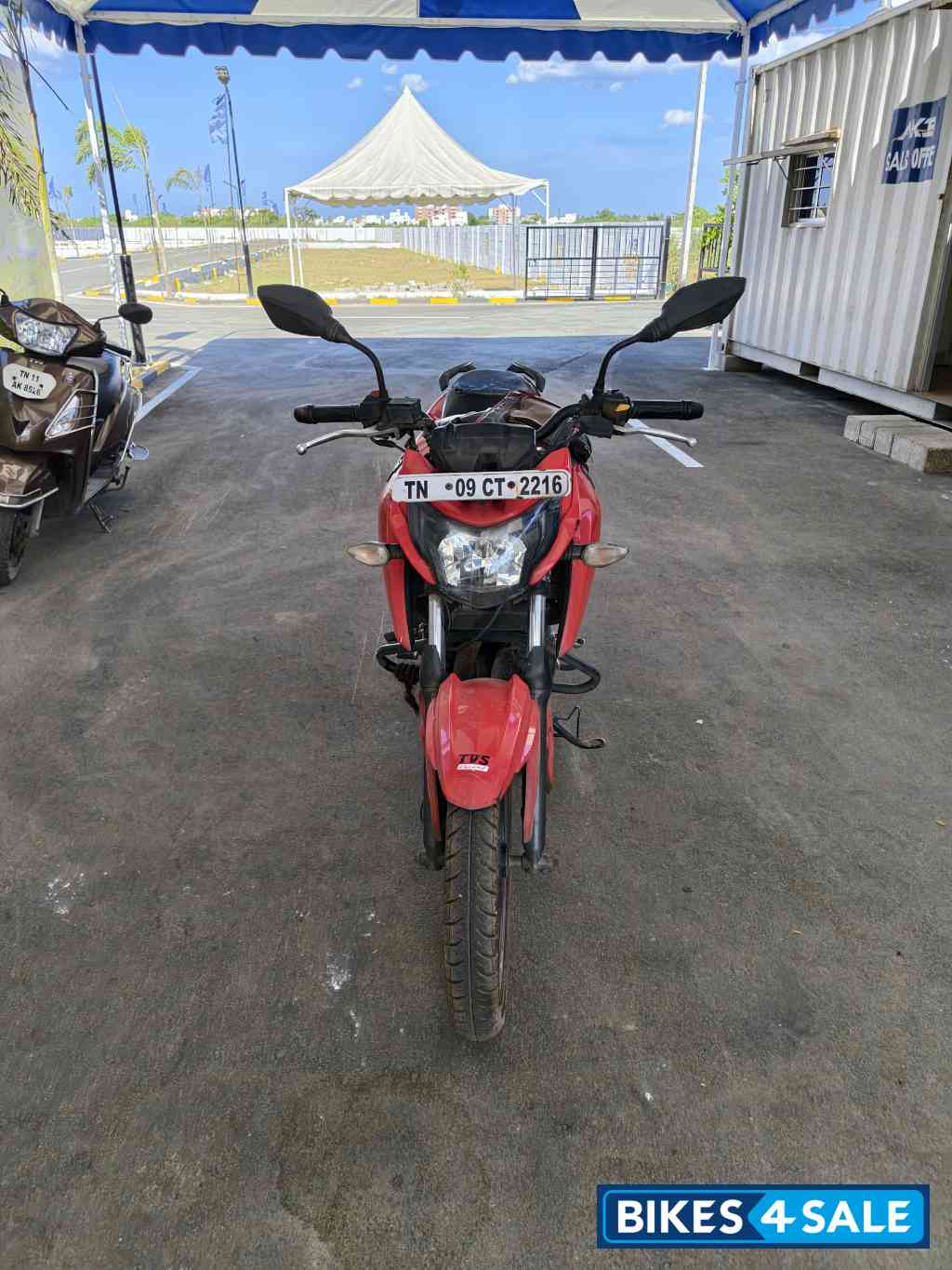 TVS Apache RTR 160 4V