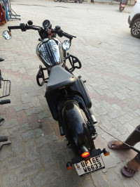 Jawa 42 Bobber Black Mirror