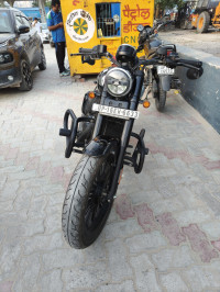 Jawa 42 Bobber Black Mirror