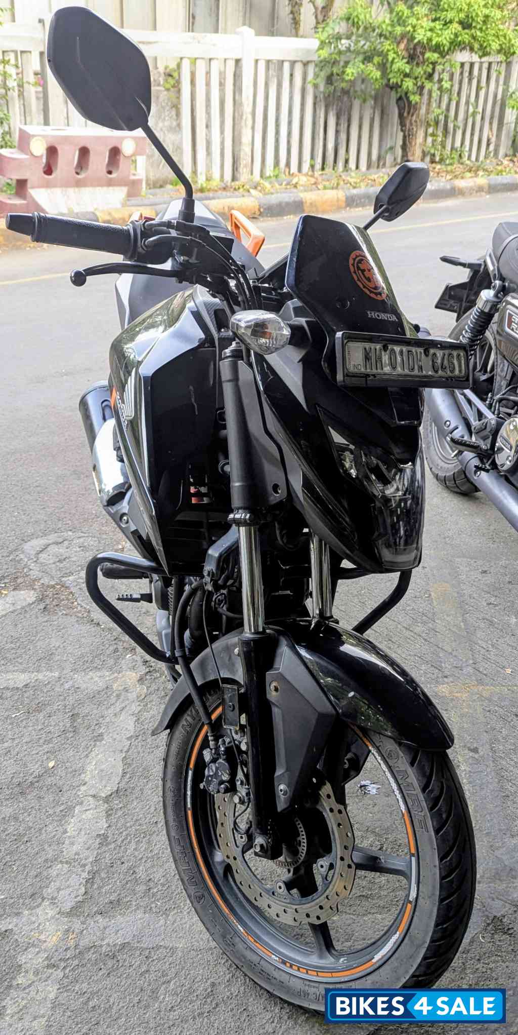 Black Honda XBlade BS6 Black Honda XBlade BS6