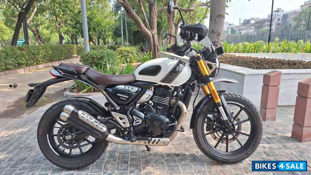 Triumph Scrambler 400 X