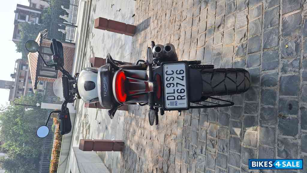 Triumph Scrambler 400 X