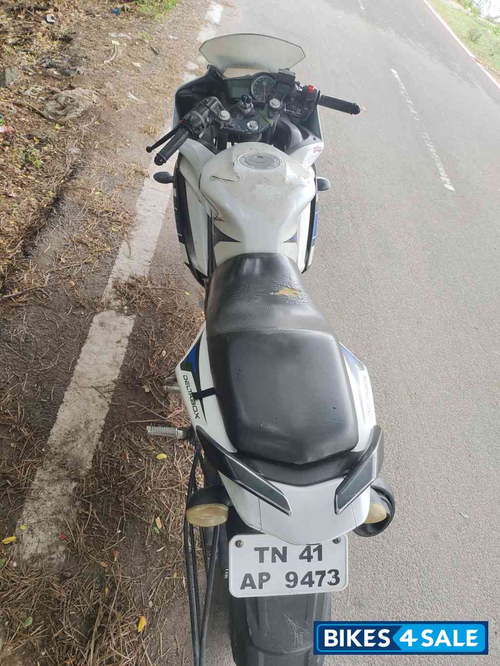 White And Blue Yamaha YZF R15 S