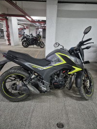 Honda CB Hornet 160R