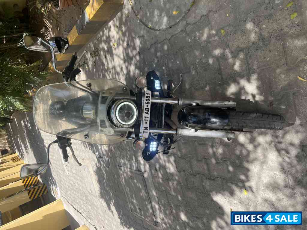 Bajaj Avenger Cruise 220 Bajaj Avenger Cruise 220