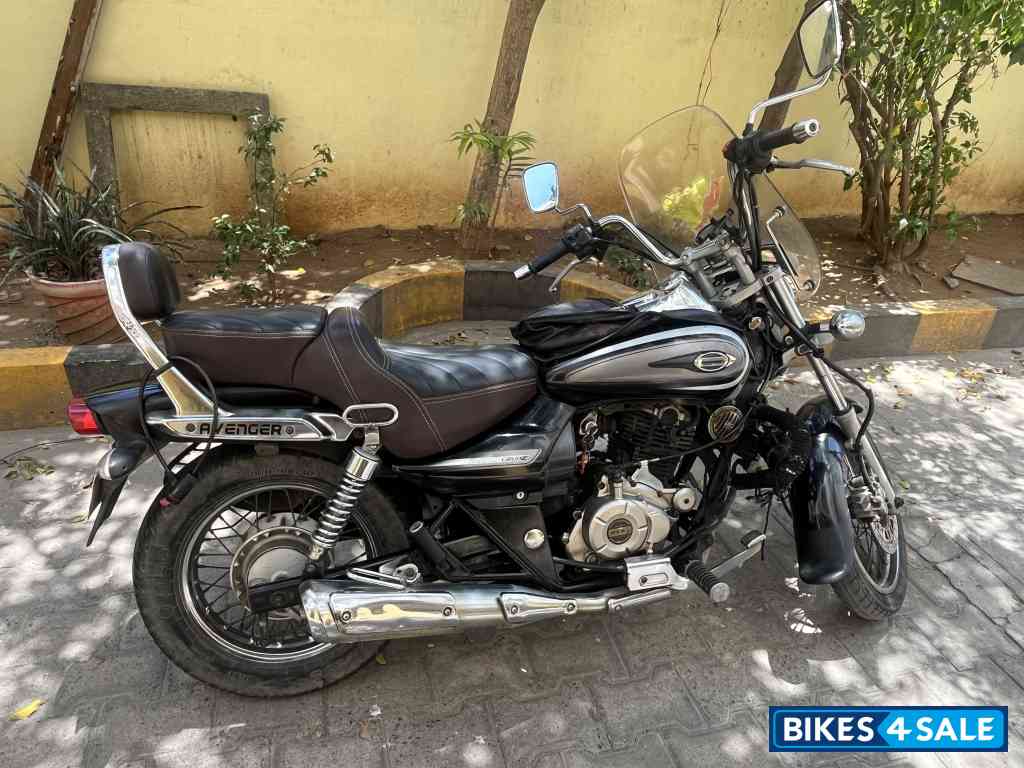 Bajaj Avenger Cruise 220 Bajaj Avenger Cruise 220